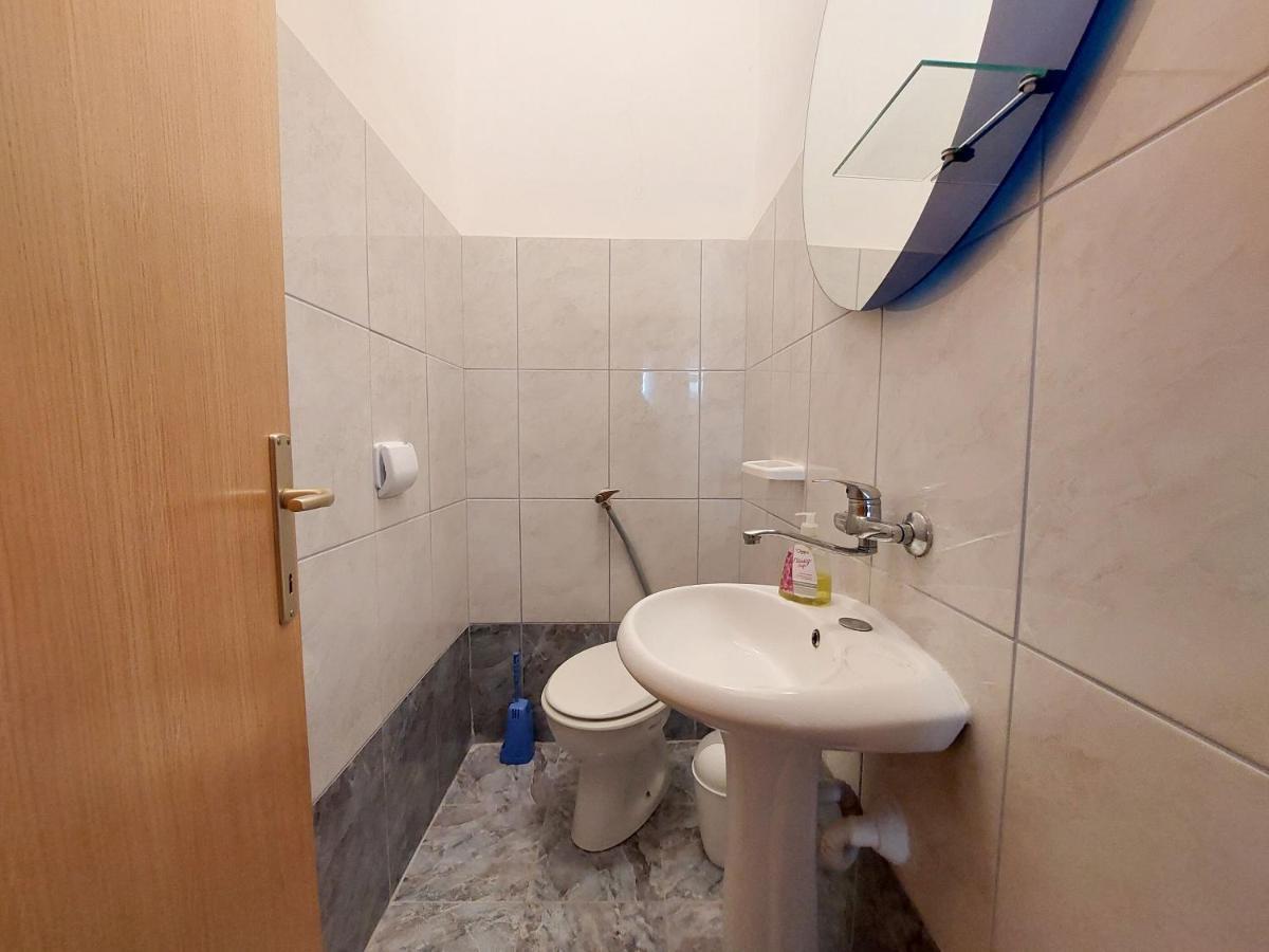 Apartment Ankica Punat Exterior foto