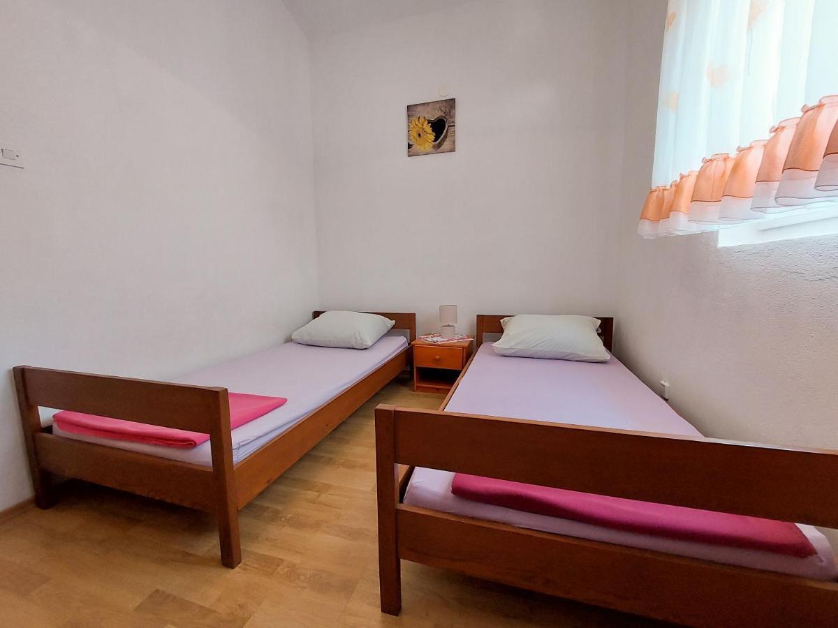 Apartment Ankica Punat Exterior foto